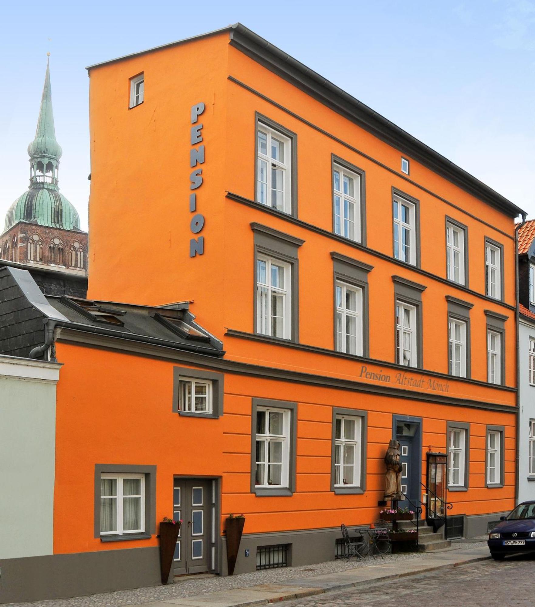 Pension Altstadt Moench In Top Lage Preis Inclusive 5 Prozent Bettensteuer Und Fruehstueck Stralsund Luaran gambar